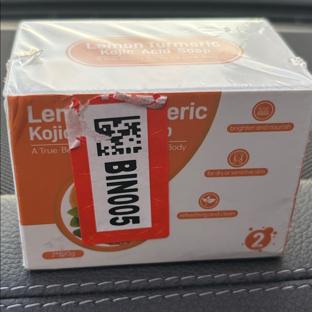 Lemon Turmeric Kojic Acid Soap Bar Vitamin C for Face Body Hands 2 Bars NWT - Picture 9 of 9
